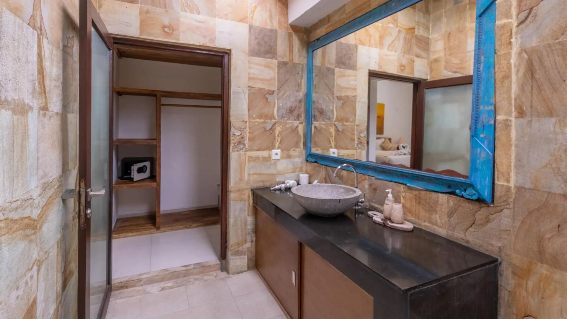 Aveli Villa 5 Bedroom With Pool At Seminyak 5 Mnt To Beach By Car  סמיניאק