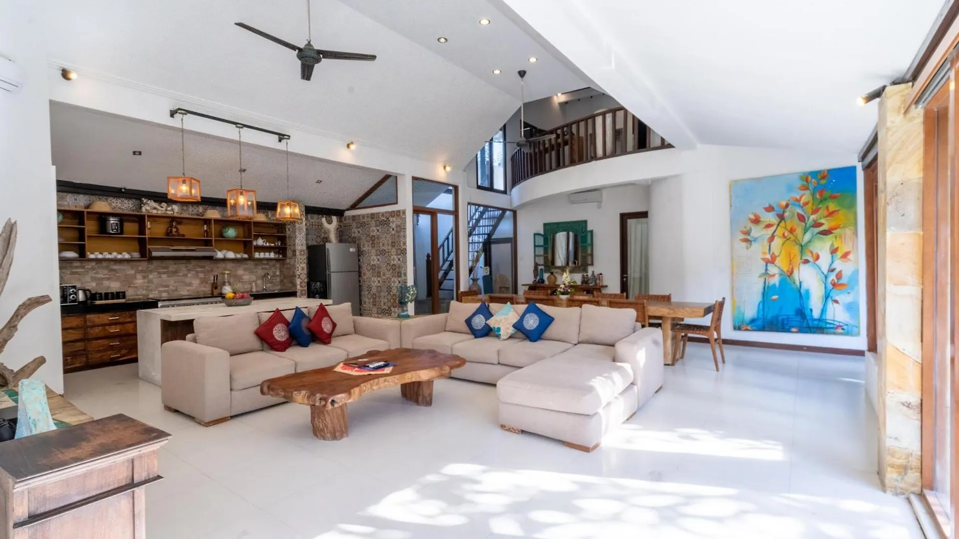 Aveli Villa 5 Bedroom With Pool At Seminyak 5 Mnt To Beach By Car 0*, סמיניאק
