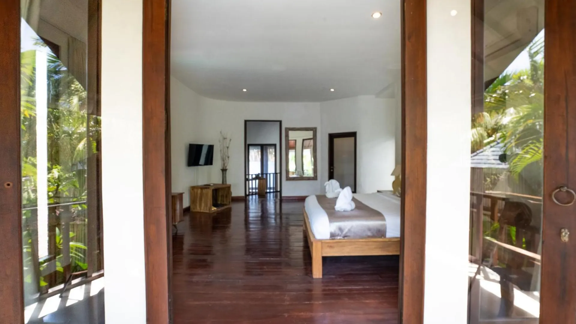 Aveli Villa 5 Bedroom With Pool At Seminyak 5 Mnt To Beach By Car 0*,